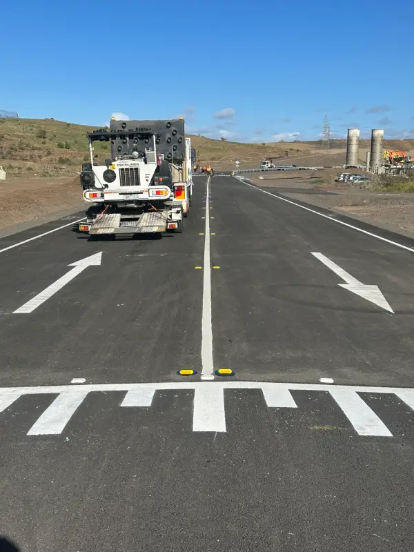 Road Line Llc Road Line Marking Melbourne - Mainliner