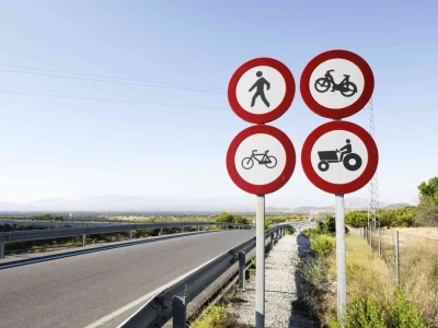 traffic-signs-road traffic-signs-road